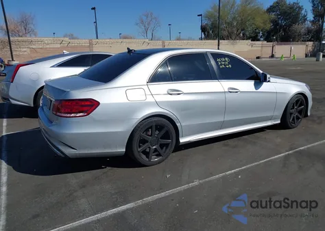 2014 Mercedes-Benz E 350 z USA, uszkodzony, nr VIN WDDHF5KB7EA929400